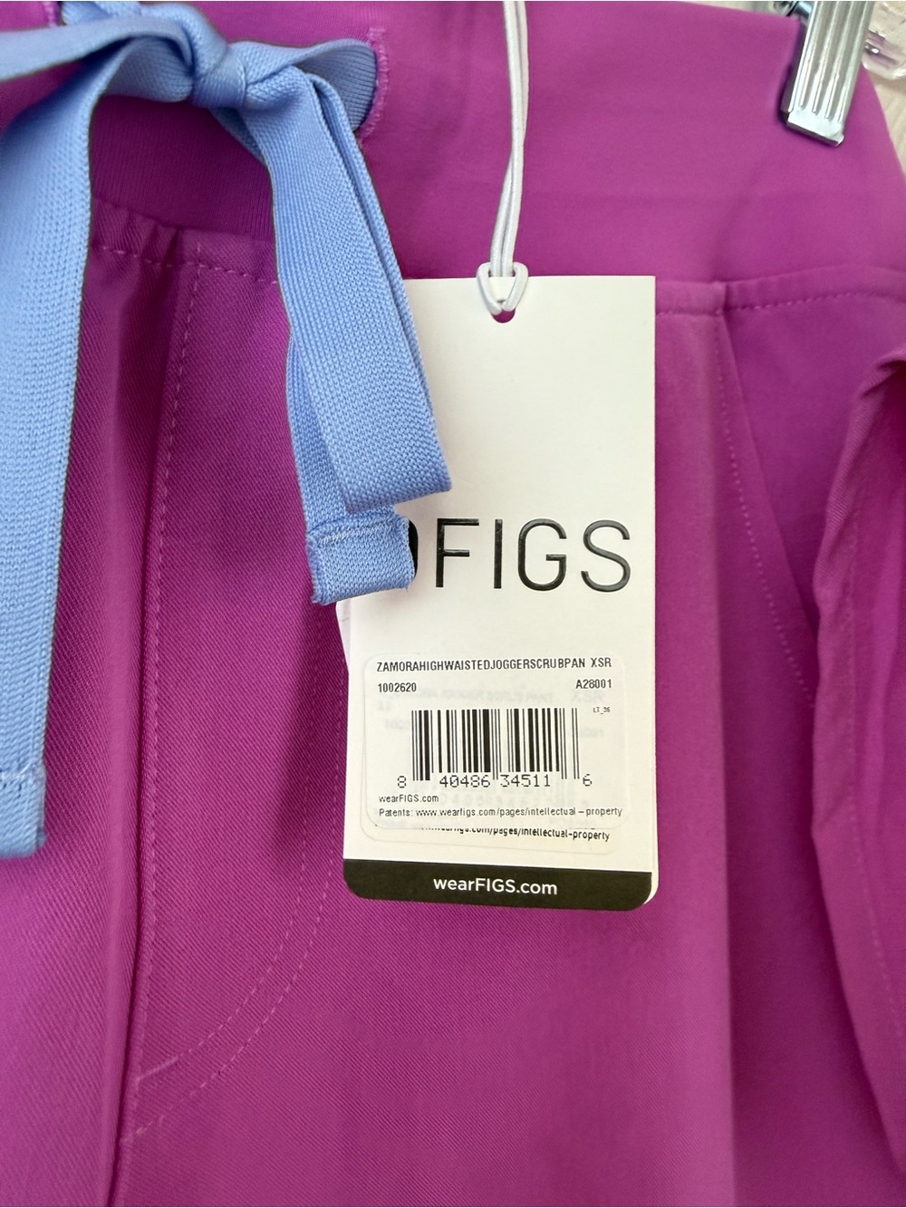 FIGS Women’s **limited edition color ultra-berry **XS set - Picture 8 of 8